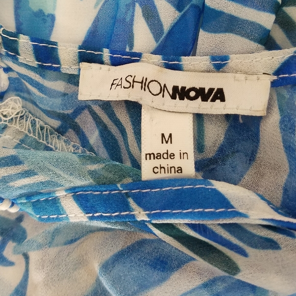 Fashion Nova Dress LS High Low Backless M - Picture 7 of 9